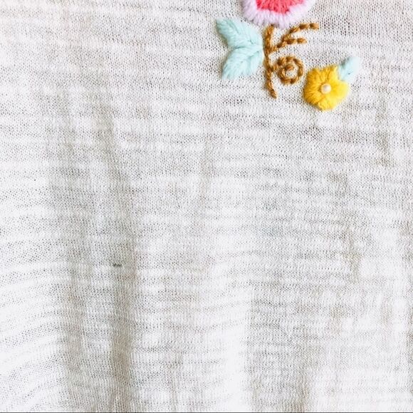 Wildfox Rare Flower Child Ruffle Cream Sweater - Picture 5 of 5